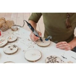 Dremel Multifunktionswerkzeug 2050 Stylo+ -Gartenwelt Verkauf 3 ornamentmaking21cropped